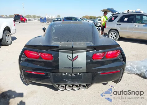2016 Chevrolet Corvette Stingray Z51 из США, поврежденный, VIN 1G1YH2D76G5117344